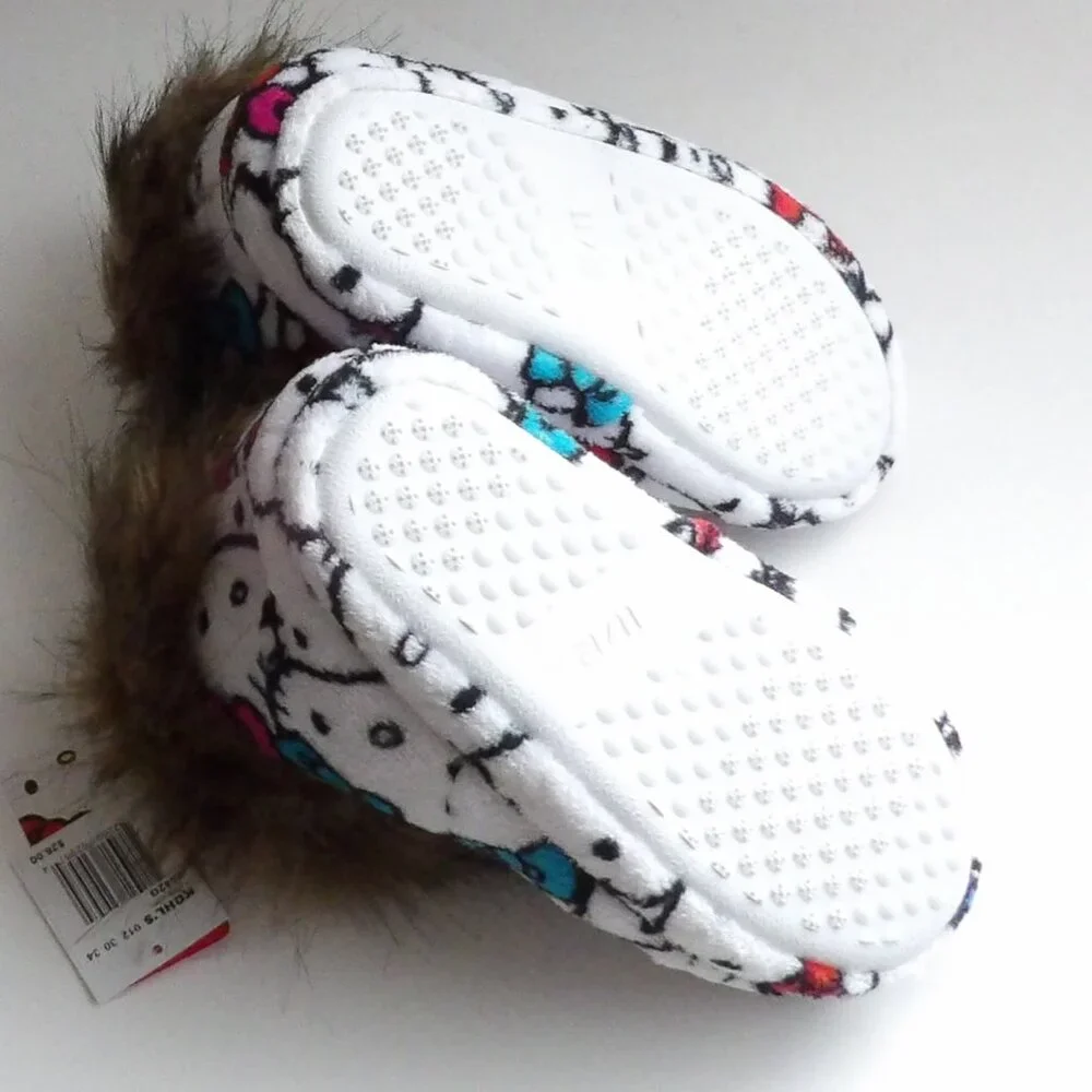 HELLO KITTY Girls Bootie Style Slippers White Faux Fur Accent Size 11 - 12 NWT - Picture 5 of 6